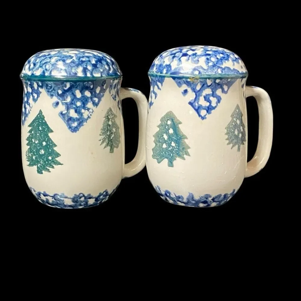 Cabin In The Snow Salt and Pepper Shakers